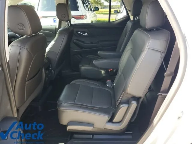 2021 Chevrolet Traverse Premier photo 12