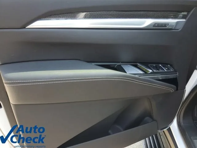 2026 Cadillac Escalade V-Series photo 23