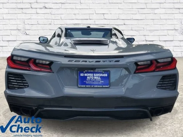 2025 Chevrolet Corvette Stingray 2LT photo 3