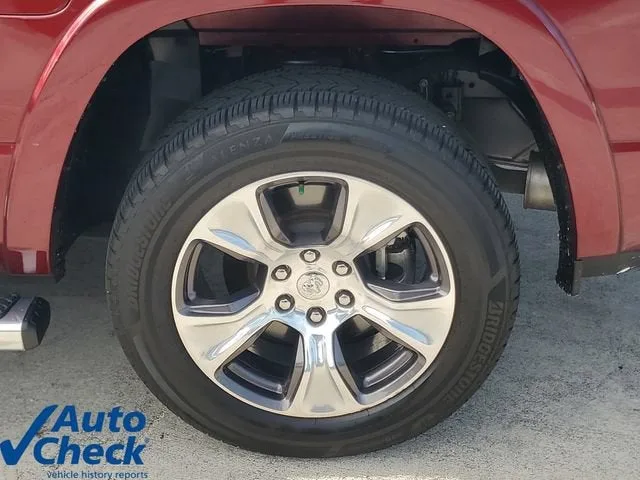 2022 RAM 1500 Laramie photo 9