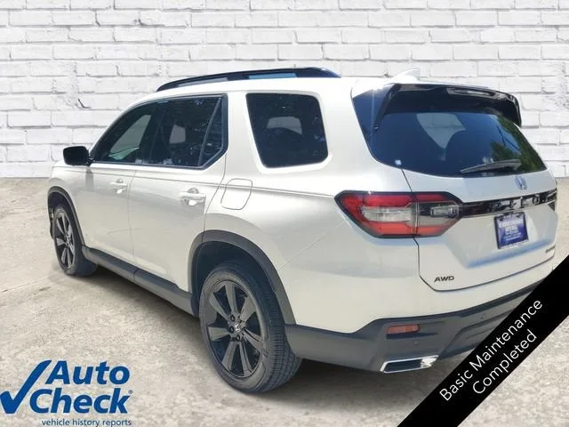 2025 Honda Pilot Black Edition photo 2