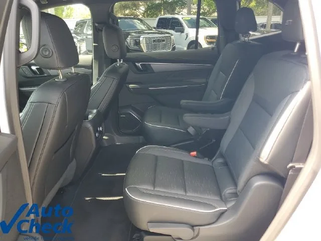 2026 Buick Enclave Sport Touring photo 13