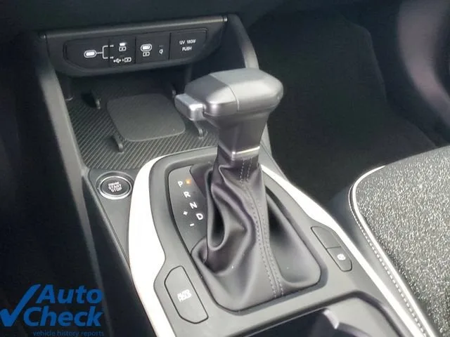 2025 Kia K4 GT-Line photo 28