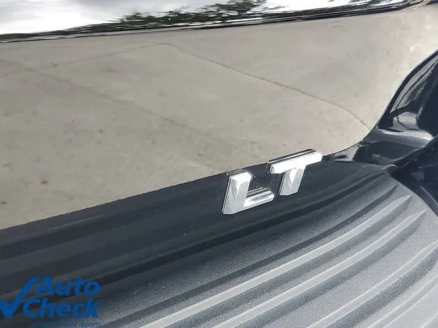 2022 Chevrolet Tahoe LT photo 9