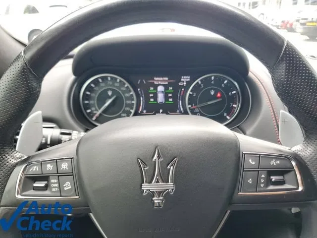 2023 Maserati Levante GT photo 23