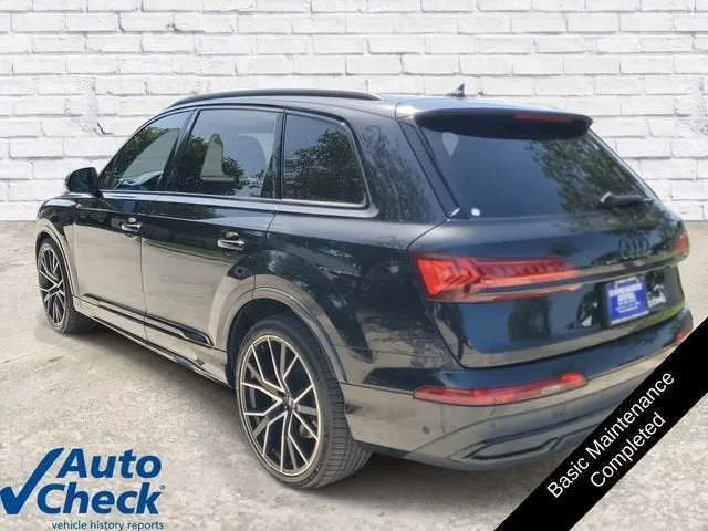2020 Audi Q7 Prestige photo 2