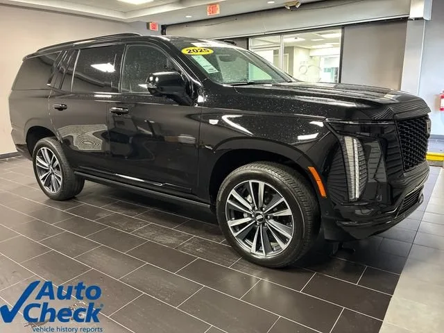 2025 Cadillac Escalade Sport photo 8