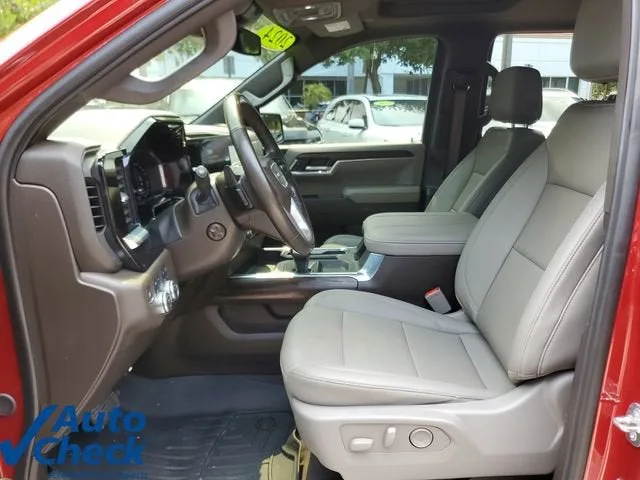2024 GMC Sierra 1500 SLT photo 15