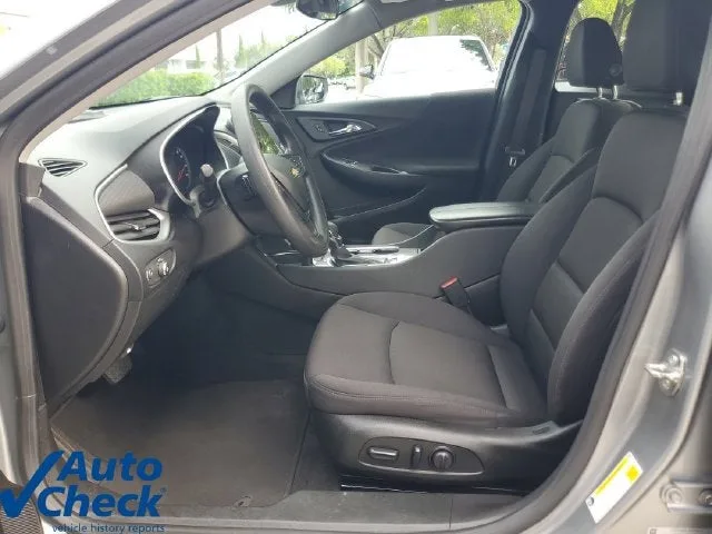 2024 Chevrolet Malibu 1LT photo 17