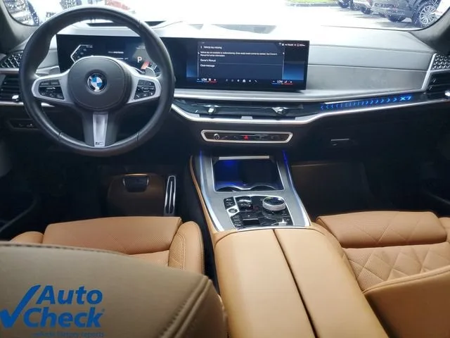 2025 BMW X7 xDrive40i photo 18