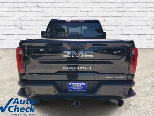 2025 GMC Sierra 2500 HD Denali Ultimate photo 3