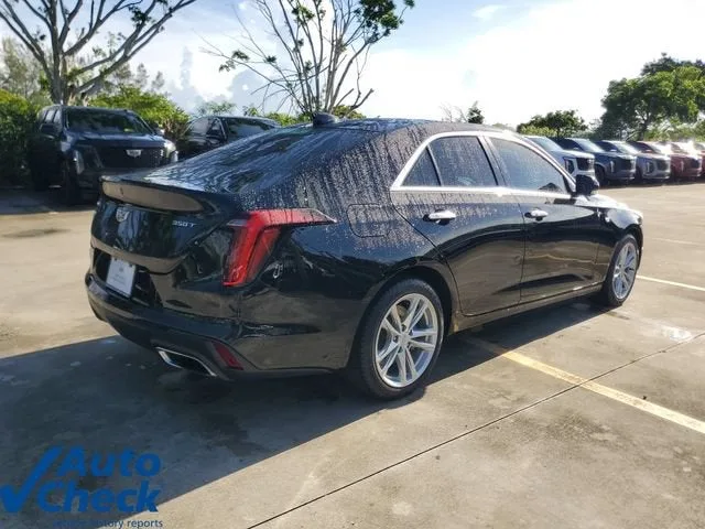 2024 Cadillac CT4 Luxury photo 4