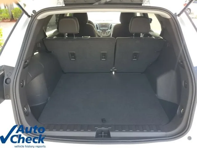 2024 Chevrolet Equinox LS photo 9