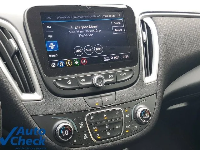 2024 Chevrolet Malibu 1LT photo 25