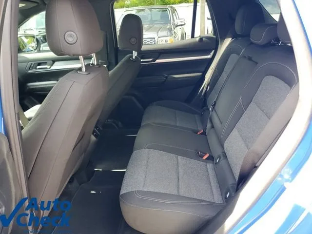 2025 GMC Terrain Elevation photo 12