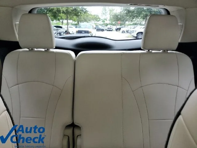 2022 Buick Enclave Essence photo 11