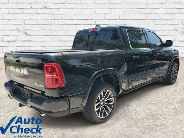 2025 RAM 1500 Longhorn photo 4