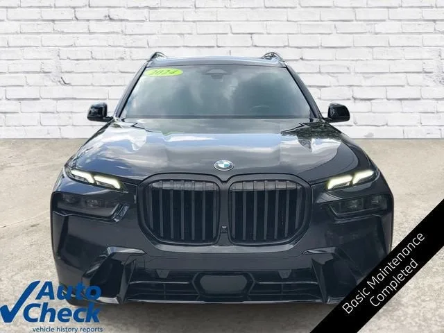 2024 BMW X7 xDrive40i photo 2