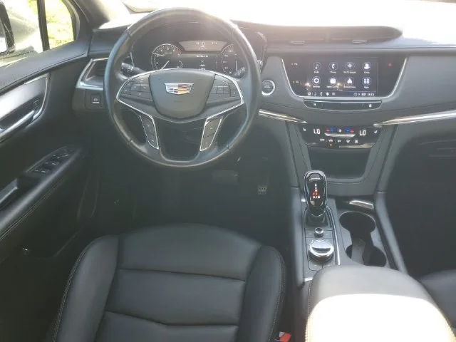 2023 Cadillac XT5 FWD Luxury photo 17
