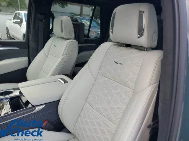 2026 Cadillac Escalade V-Series photo 21