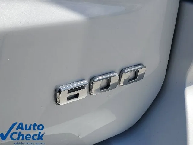 2025 Cadillac Escalade ESV Premium Luxury photo 9