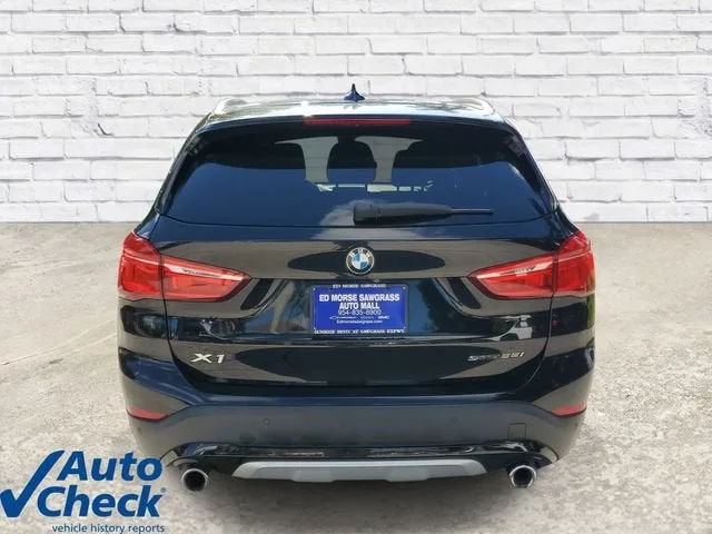 2020 BMW X1 sDrive28i photo 3