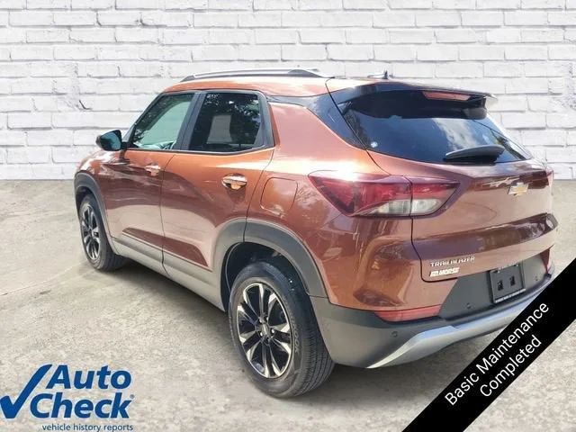 2021 Chevrolet Trailblazer LT photo 2