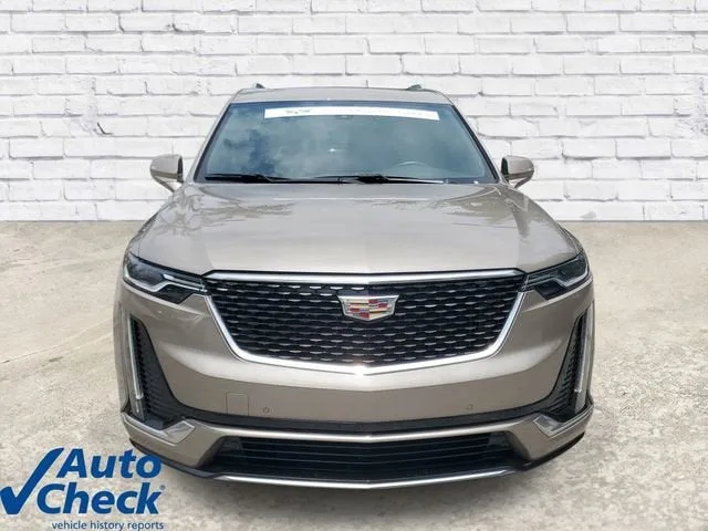 2023 Cadillac XT6 Luxury photo 6