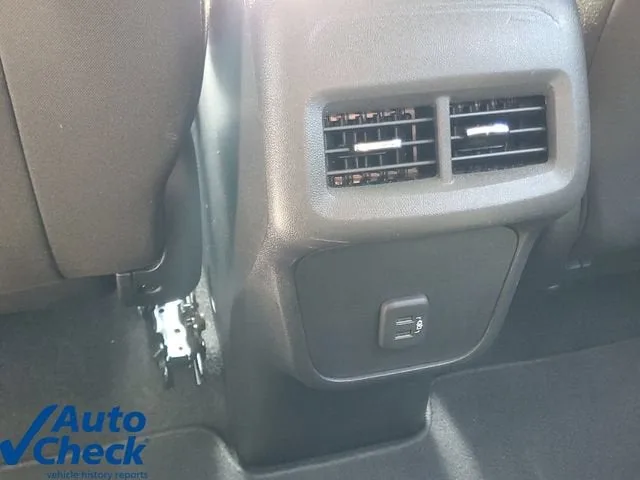 2024 Chevrolet Equinox LS photo 13