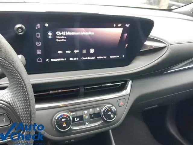2024 Buick Envista Preferred photo 25