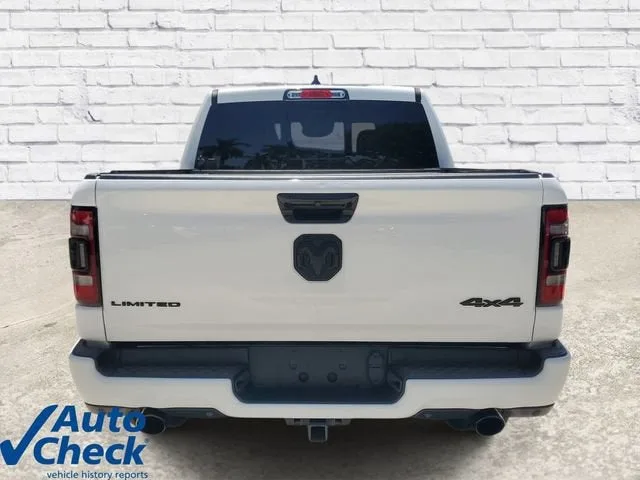 2023 RAM 1500 Limited photo 3