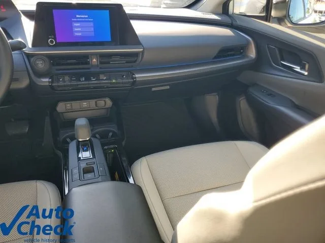2023 Toyota Prius XLE photo 15