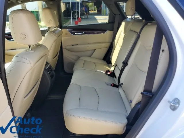 2018 Cadillac XT5 Premium Luxury FWD photo 11