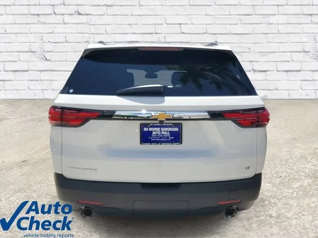 2023 Chevrolet Traverse LT Leather photo 3