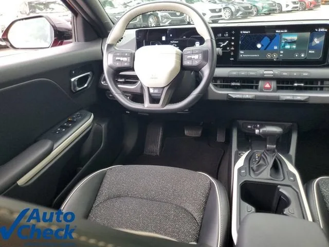 2025 Kia K4 GT-Line photo 17