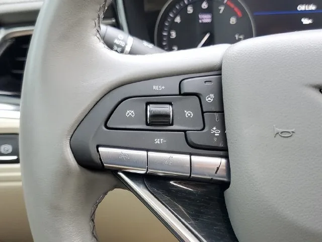 2025 Cadillac XT6 Premium Luxury photo 24