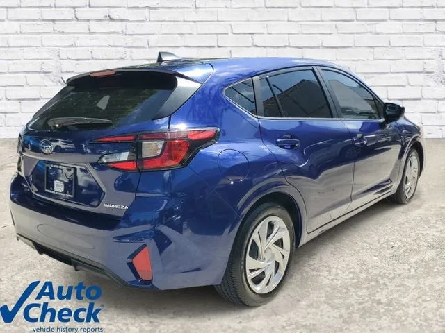 2025 Subaru Impreza BASE photo 3