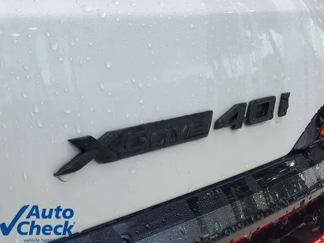 2025 BMW X7 xDrive40i photo 9