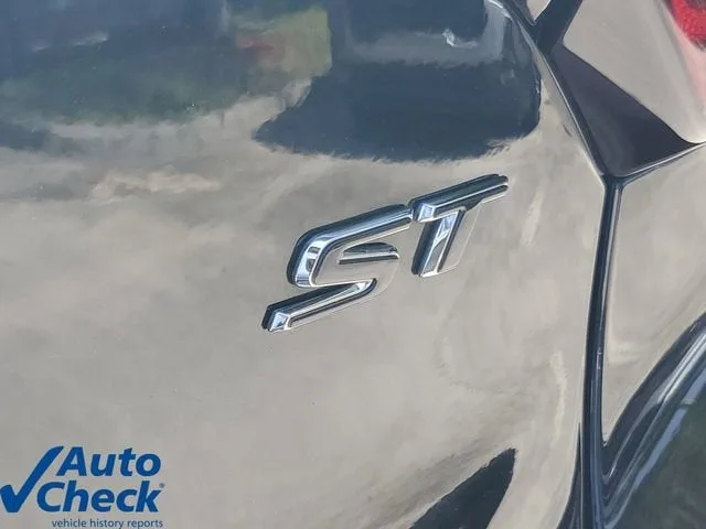 2024 Buick Encore GX Sport Touring photo 9