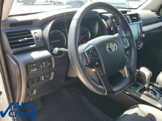 2023 Toyota 4Runner TRD Off Road Premium photo 18