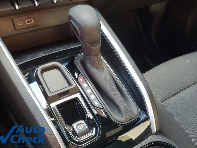 2026 Chevrolet Colorado WT photo 22