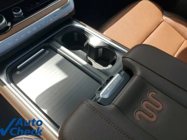2026 Ford Expedition Max King Ranch photo 34