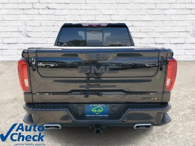 2023 GMC Sierra 1500 AT4 photo 3