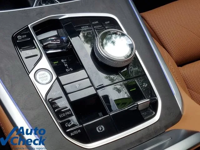 2025 BMW X7 xDrive40i photo 31