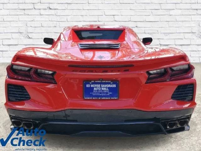 2024 Chevrolet Corvette Stingray 2LT photo 3