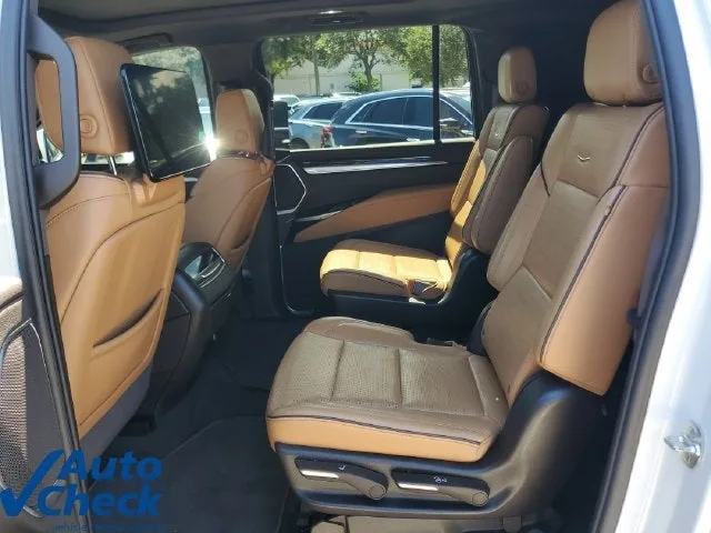 2025 Cadillac Escalade ESV Premium Luxury photo 14