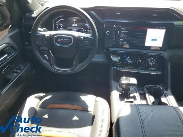 2024 GMC Sierra 1500 AT4 photo 18