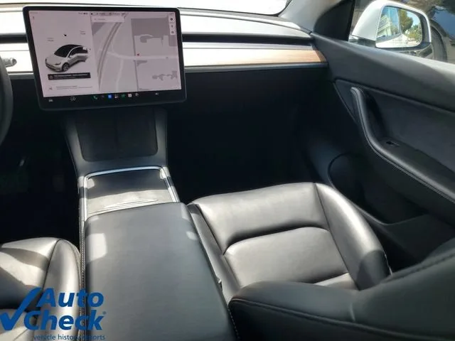 2021 Tesla Model Y Long Range photo 16