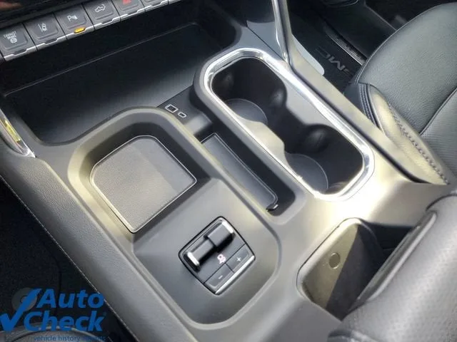 2025 GMC Sierra 2500 HD Denali photo 28