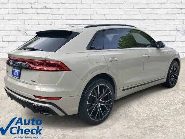 2021 Audi Q8 Premium Plus 55 TFSI quattro Tiptronic photo 4